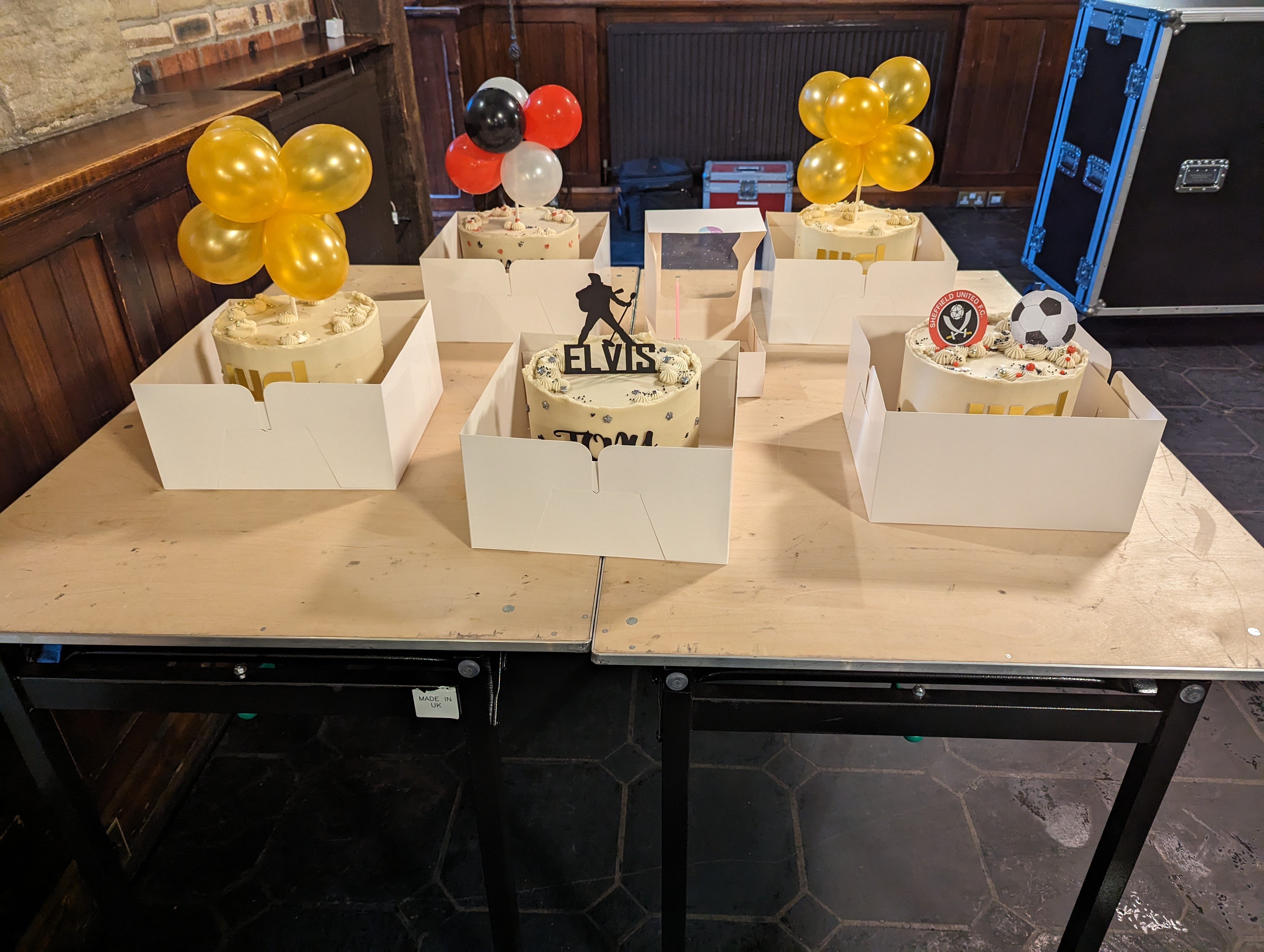 allcakes.jpg